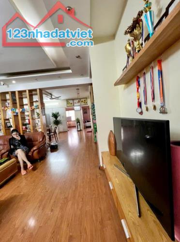 CHUNG CƯ NGUYỄN TRÃI_THANH XUÂN_140m2_GÓC_4 NGỦ_FULL ĐỒ_GIÁ: 7 TỶ HƠN - 1