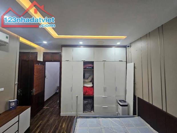 Cần bán gấp nhà phân lô phố Phạm Tuấn Tài 45m2, 4T, ngõ ô tô tránh - 3