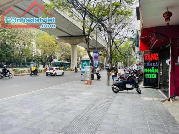 Bán Đất Mặt Phố Xuân Thủy, Lô góc, vỉa hè rộng 110m2/MT 5m 63.2 Tỷ, sổ vuông - 1