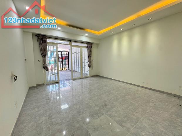Chỉ 27 Tỷ Sở Hữu Nhà 1 Trệt 2 Lầu MT Đường Số 3 Ngay Chợ Đo Đạc,Q2 DT:96m2(4,8mx20m) - 2