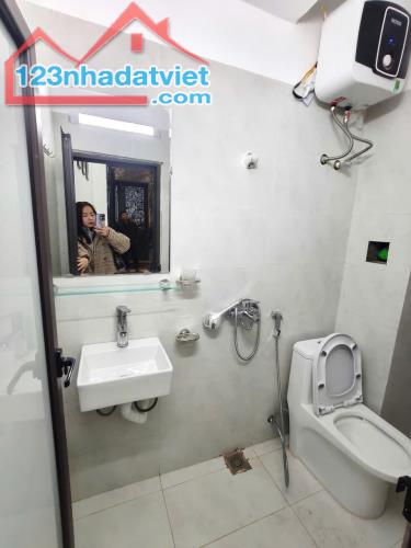 Cần bán gấp nhà 4 tầng giá rẻ nhất thị trường tại Minh Khai - Hai Bà Trưng - 4