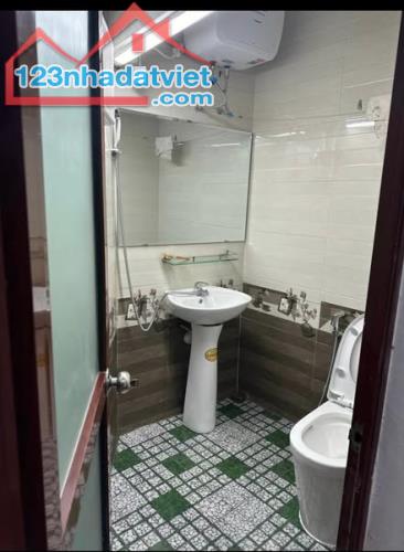 Nhà phố Hoàng Hoa Thám, Ba Đình, Hà Nội giá 4.x tỷ - 2