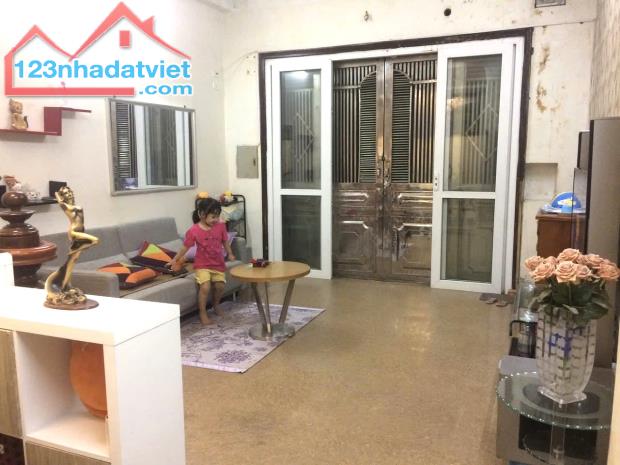 Cho thuê nhà 30m2, 5 tầng, full đồ, ở luôn tại Xuân Đỉnh, ô tô cách chỉ 50m - 2