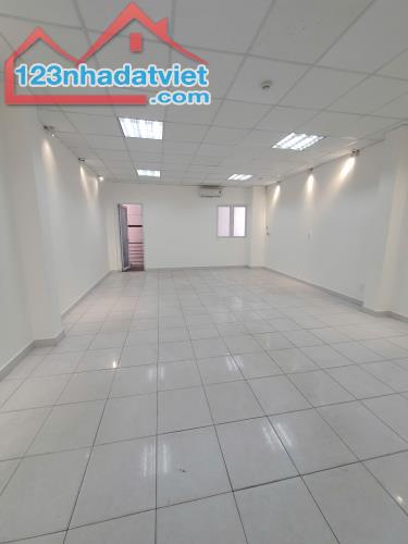 Cho thuê sàn văn phòng 45m² tại tòa nhà cao cấp, đầy đủ tiện ích - Giá chỉ 7,5tr - 1