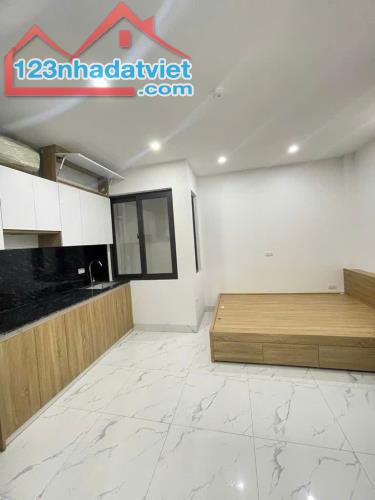 Bán Tòa CCMN ngõ phố Tạ Quang Bửu DT 110mx5T. 15p khép kín cho thuê 100tr/1 tháng - 3