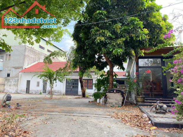 Bán/cho Thuê Biệt thự cũ tiện sửa lại theo nhu cầu kinh doanh 145/Đỗ Xuân Hợp, pPLB, Q9, - 1