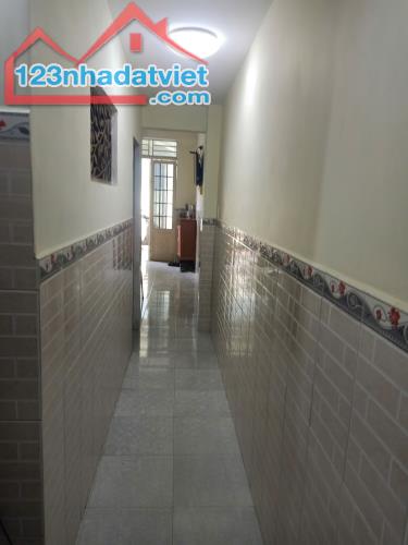 BÁN NHÀ 2 TẦNG ĐƯỜNG NGUYỄN PHAN VINH - 2