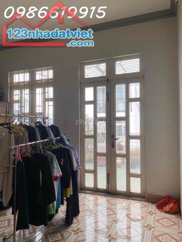 Q7 BÁN NHÀ HẺM XE HƠI - GẦN LOTTE MART - DT 75m2 - NHỈNH 8 TỶ - 1