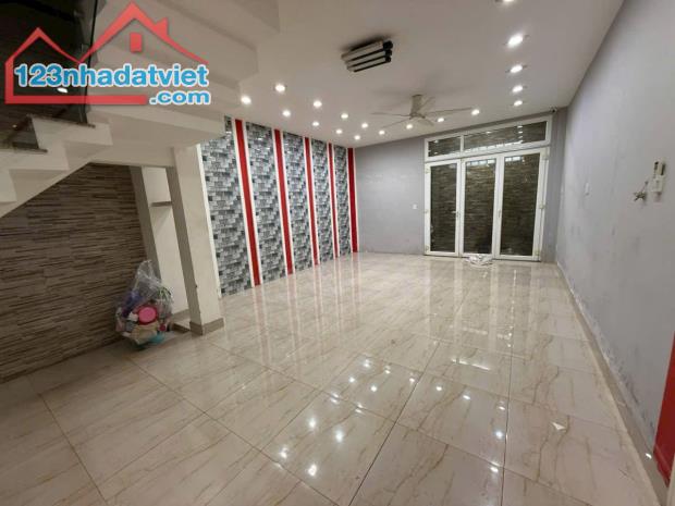 BÁN NHÀ HXH LÝ THƯỜNG KIỆT – 95M² – 4 LẦU MỚI – SÁT CHỢ BÀ HOA – CHỈ 14.99 TỶ - 3