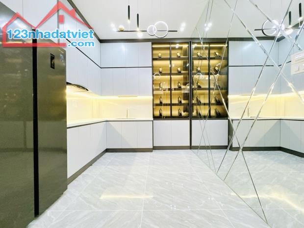 LÔ GÓC Lê Đức Thọ nhà đẹp 5T, mt 3.5m kd, ô tô, 2 thoáng, sổ đẹp 7.2 tỷ. - 2