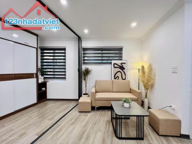 Bán Nhà Hoàng Quốc Việt , Cầu Giấy. 45m2x6t, 9.45 Tỷ. Ô Tô Cách Nhà 10m, Ô Chờ Thang Máy. - 1