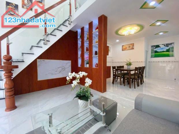 BÁN NHÀ NGAY CHỢ ĐẠI HẢI HÓC MÔN NHÀ ĐẸP  FUN NỘI THẤT GIÁ  CHỈ CÓ 1 TỶ 450