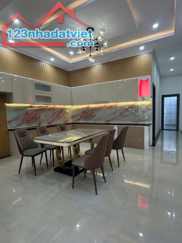 BÁN NHÀ GÓC 2 MẶT TIỀN – KINH DOANH ĐA NGÀNH – 5 TẦNG KIÊN CỐ - 6PN - DÒNGTIỀN 25TR/TH - 2