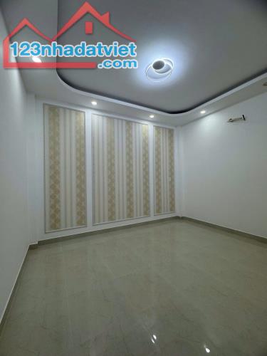 BÁN NHÀ GÓC 2 MẶT TIỀN – KINH DOANH ĐA NGÀNH – 5 TẦNG KIÊN CỐ - 6PN - DÒNGTIỀN 25TR/TH - 3