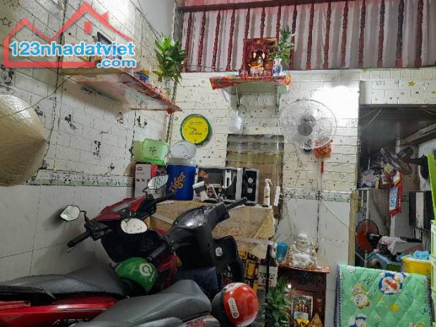 BÁN NHÀ HẺM CAO ĐẠT Q5.XE HƠI ĐỖ CỬA.3 TẦNG.GIÁ 4.X TỶ - 3