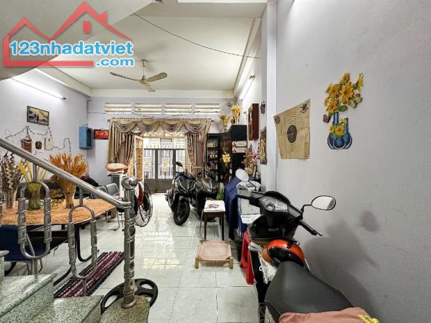 SIÊU PHẨM NHÀ PHỐ CÔ BẮC (PHÚ NHUẬN) XE HƠI VÀO TẬN NHÀ - 17.8 TỶ  THƯƠNG LƯỢNG - 4