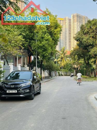 HOA HẬU THANH XUÂN PHÂN LÔ Ô TÔ ĐỖ CỔNG GẦN HỒ 47M2*4T GIÁ ĐẦU TƯ.