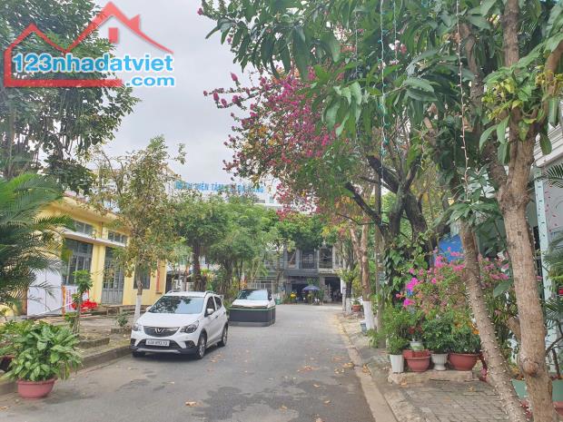 🔥HIẾM: NHÀ 3 TẦNG ĐẸP – ĐỐI DIỆN CÔNG VIÊN – KHUÊ TRUNG, CẨM LỆ, NHỈNH 5 TỶ