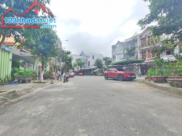 🔥HIẾM: NHÀ 3 TẦNG ĐẸP – ĐỐI DIỆN CÔNG VIÊN – KHUÊ TRUNG, CẨM LỆ, NHỈNH 5 TỶ - 1