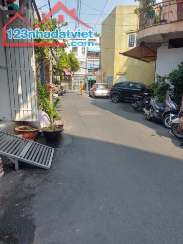 NHÀ HẺM XE HƠI 7M HUỲNH VĂN BÁNH 50M2, 4 TẦNG, 7PN, ĐANG CHO THUÊ 40 TRIỆU/ THÁNG, HƠN11TỶ
