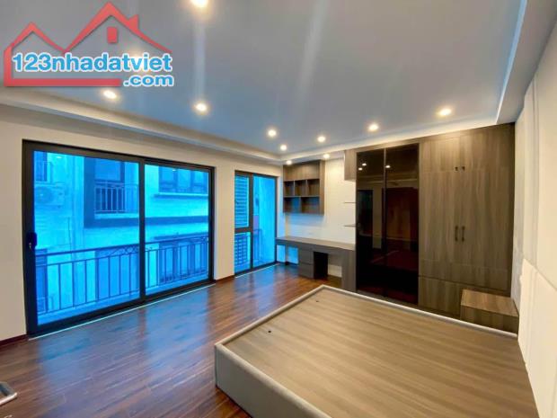 BÁN NHÀ 5T x 40M2 - PHỐ ĐỘI NHÂN, VĨNH PHÚC - GIÁ 12.8 TỶ - 4