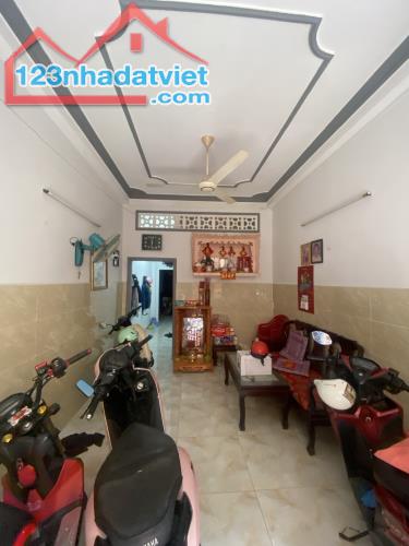 💥🏠🚘SIÊU NGON, SÁT MẶT TIỀN, QUẬN 6, 1 CĂN LÊN XT, 56M2, 3 TẦNG, 4PN, NỞ HẬU, NHỈNH 5 TỶ