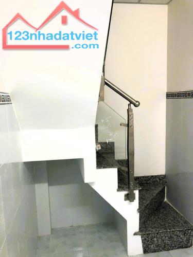 cho thuê nhà nguyên căn 2PN, 2 máy lạnh gần Gigamall giá 7tr/tháng - 1