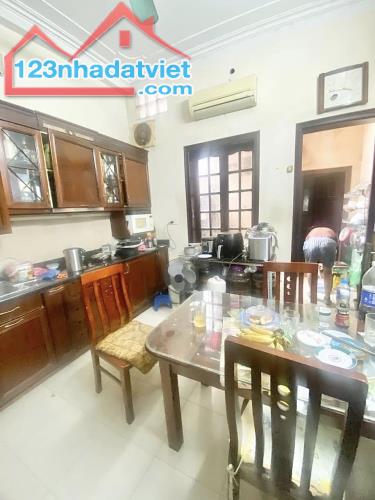 Phố Kim Ngưu,quận Hai Bà Trưng,62M x5T-MT 4M-Kinh Doanh-Ô Tô Tránh-Sầm Uất-Chỉ 18.5 tỷ - 1