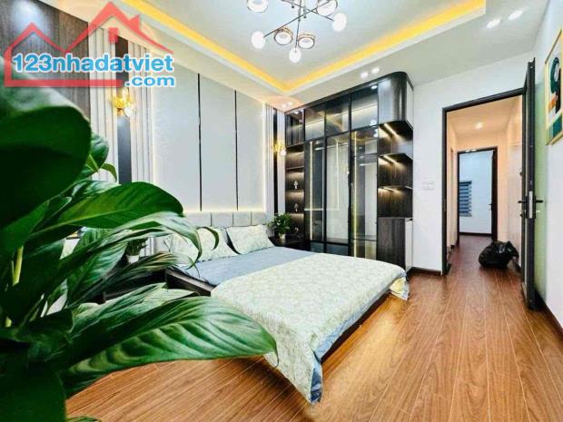 🏡 NHÀ HIẾM THANH XUÂN - DIỆN TÍCH 34/38M² - 4 TẦNG - Ô TÔ CÁCH 15M - GIÁ 6.8 TỶ - 2