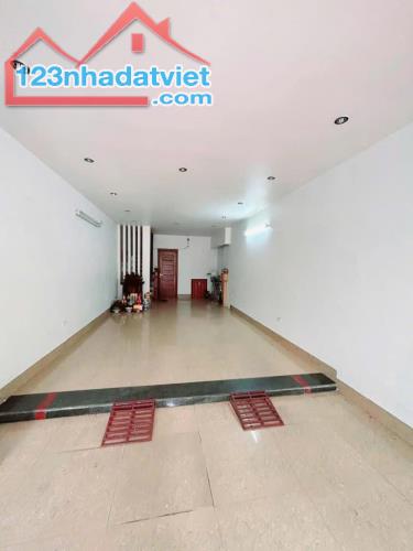 Cần bán nhà phố Nguyễn Viết Xuân diện tích khủng,phân lô quân đội,giao thông thuận tiện - 4
