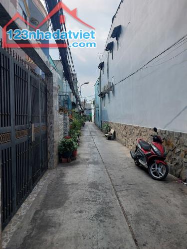 Bán nhà hẻm Phạm Thế Hiển 5x15, 2 tầng, 5 tỉ