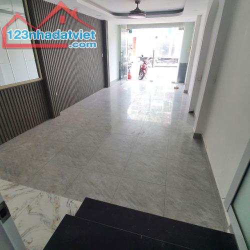 Bán nhà MT Phạm Thế Hiển, Quận 8, 4x13, 2 tầng, 6,5 tỉ