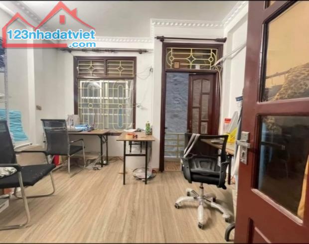 Kim Giang Hoàng Mai, 25m2, 5 Tầng, 4m Mặt Tiền, Còn 4.35 Tỷ. - 3