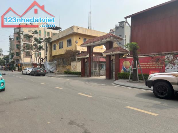 Bán nhà 3,5 tầng mặt đường Phạm Phú Thứ, Thượng Lý, Hồng Bàng, Hải Phòng. 96m2- 16 tỷ - 2