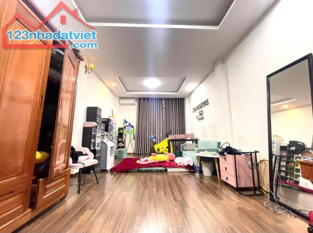 Bán nhà Thịnh Quang, Đống Đa, 46m2x5t, mặt ngõ kinh doanh, ô tô đỗ cửa, nhà mới ở ngay. - 4