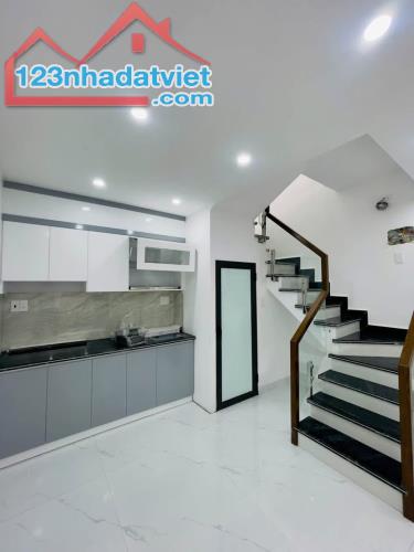 BÁN NHÀ TÂY SƠN ĐỐNG ĐA- 25M- 6 TẦNG-   4,68 TỶ- NGÕ THÔNG- 10M RA OTO- FULL NỘI THẤT