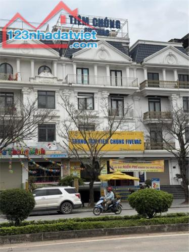 Chính chủ cần cho thuê Văn phòng Thành Phố Giao Lưu , Đường Phạm Văn Đồng, Phường Cổ Nhuế