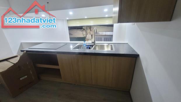 🔥TẦM TIỀN HIẾM - RẤT GẦN Ô TÔ - TRUNG TÂM QUẬN ĐỐNG ĐA - ĐI LẠI MUÔN NƠI RẤT THUẬN TIỆN🔥 - 3