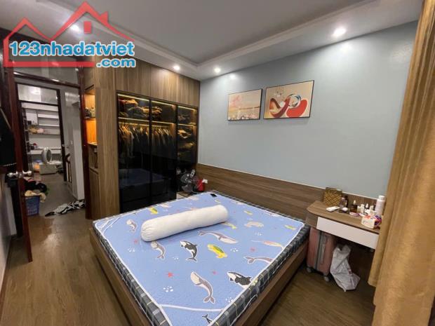 Bán nhà Định Công Thượng 35m 5 tầng 6.3 Tỷ - 1