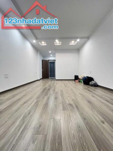 BÁN NHÀ ĐẸP - CỰC PHẨM - KHƯƠNG HẠ - THANH XUÂN -  SÁT PHỐ - 6 TẦNG THANG MÁY - MỚI KÍNH K - 3