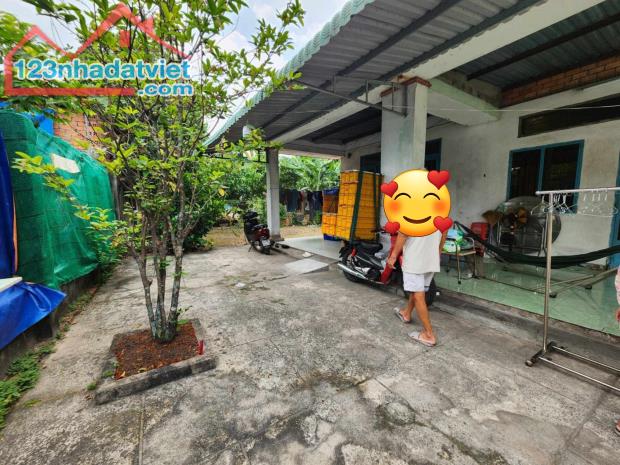 NHÀ VƯỜN NGHĨ DƯỠNG CHỈ 9tr/m2 - 1500m2 - CÓ SẴN 250m2 THỔ CƯ  - KHÔNG MỒ MÃ , KHÔNG LỘ GI