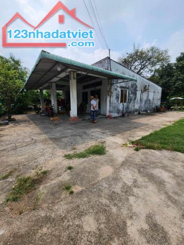 NHÀ VƯỜN NGHĨ DƯỠNG CHỈ 9tr/m2 - 1500m2 - CÓ SẴN 250m2 THỔ CƯ  - KHÔNG MỒ MÃ , KHÔNG LỘ GI - 1