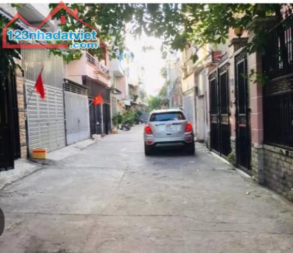 BÁN NHÀ Ở HOÀNG QUỐC VIỆT, ngõ ô tô tránh, 64m, mt 6m, 17.7 tỷ