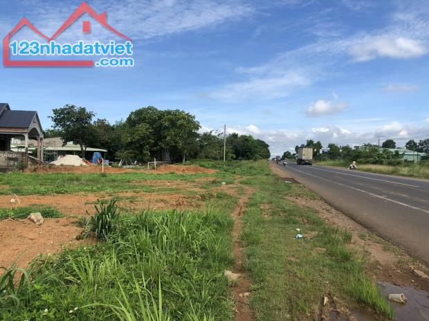 BÁN GẤP 2 LÔ 10X36=360M2 SHR, THỔ CƯ, TRUNG TÂM THỊ TRẤN, GIÁ 550TR