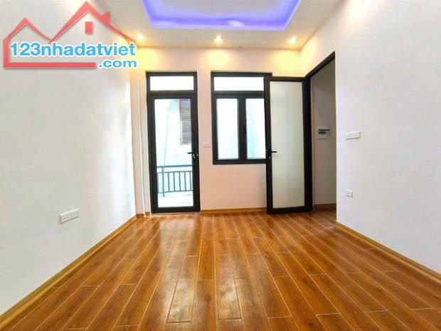 SIÊU PHẨM HOÀNG VĂN THÁI 48M2*4T  MT RỘNG LÔ GÓC FULL NỘI THẤT CHỈ 8.5 TỶ - 2