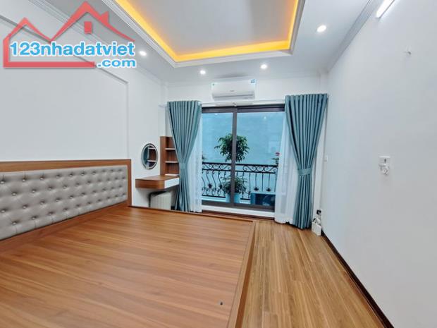 SIÊU PHẨM HOÀNG VĂN THÁI 48M2*4T  MT RỘNG LÔ GÓC FULL NỘI THẤT CHỈ 8.5 TỶ - 2