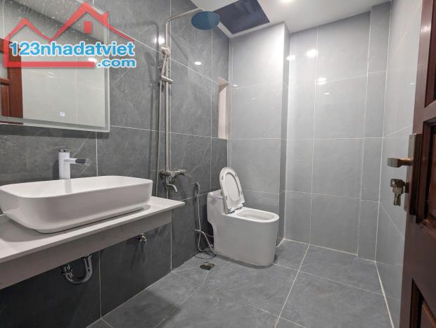 Cần bán nhà Hoàng Văn Thái – Thanh Xuân 70m2X7T giá chỉ 23.8 tỷ. - 5