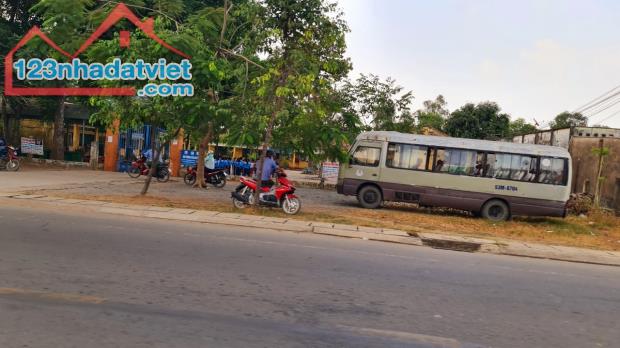 bán đất đường nhựa 5x36m2(178m2) xã Hòa Khánh Đông ,Đức Hòa, Long An , giá 1.8 tỷ - 2