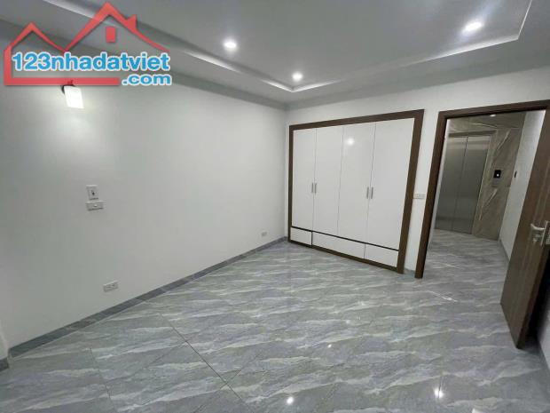 NHÀ ĐẸP - BÁT KHỐI - LONG BIÊN, LÔ GÓC 2 THOÁNG, 6 TẦNG THANG MÁY, NGÕ THÔNG, 7 CHỖ ĐỖ - 2