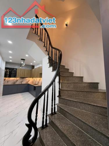 💯Siêu rẻ Phố Thịnh Quang, 40m2, 4 tầng chỉ 6.7 tỷ, ngõ rộng SH quay, full nội thất - 3